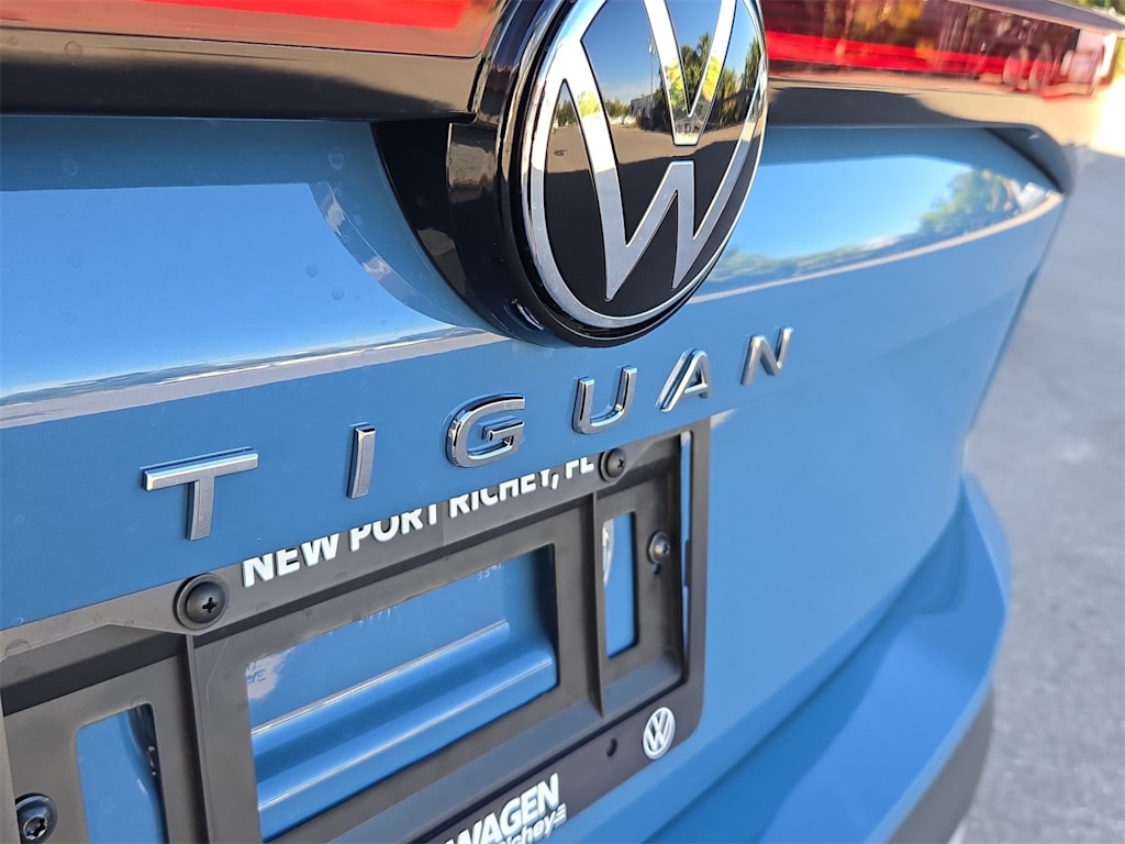 Thumbnail: 2025 Volkswagen Tiguan - 25