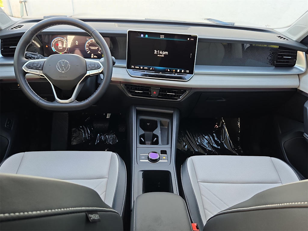 Thumbnail: 2025 Volkswagen Tiguan - 10