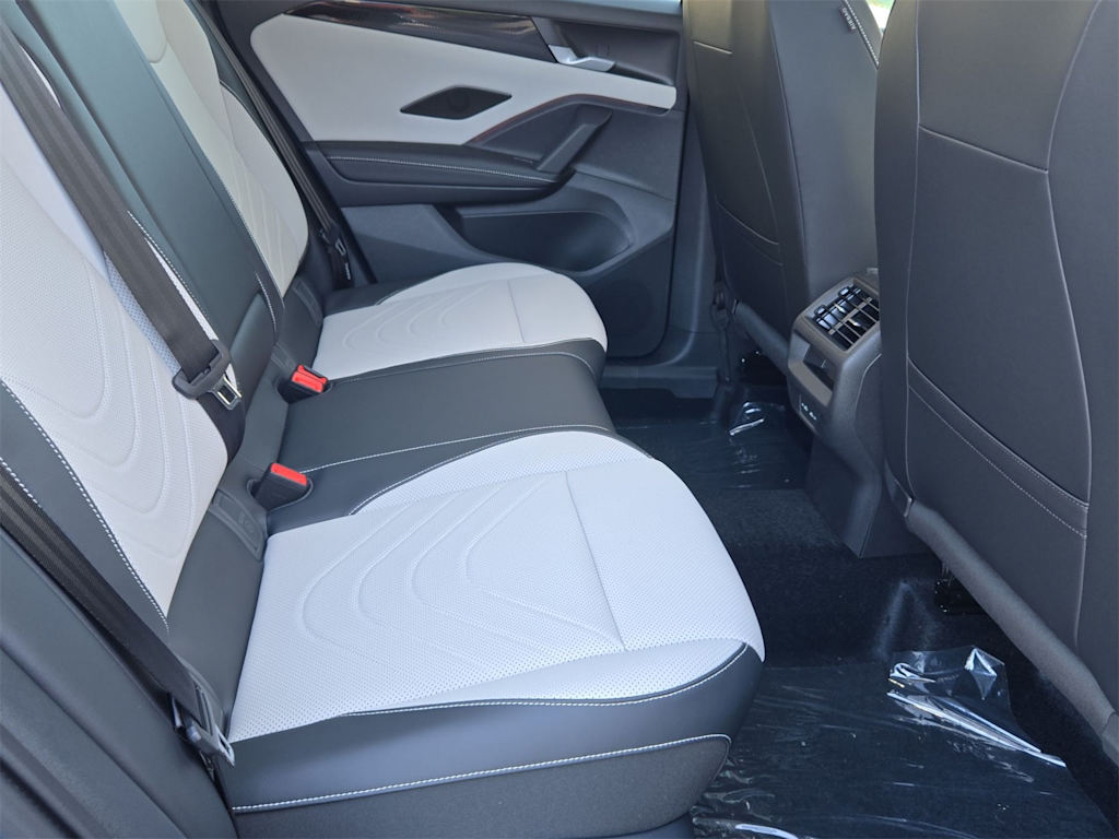 Thumbnail: 2025 Volkswagen Tiguan - 29