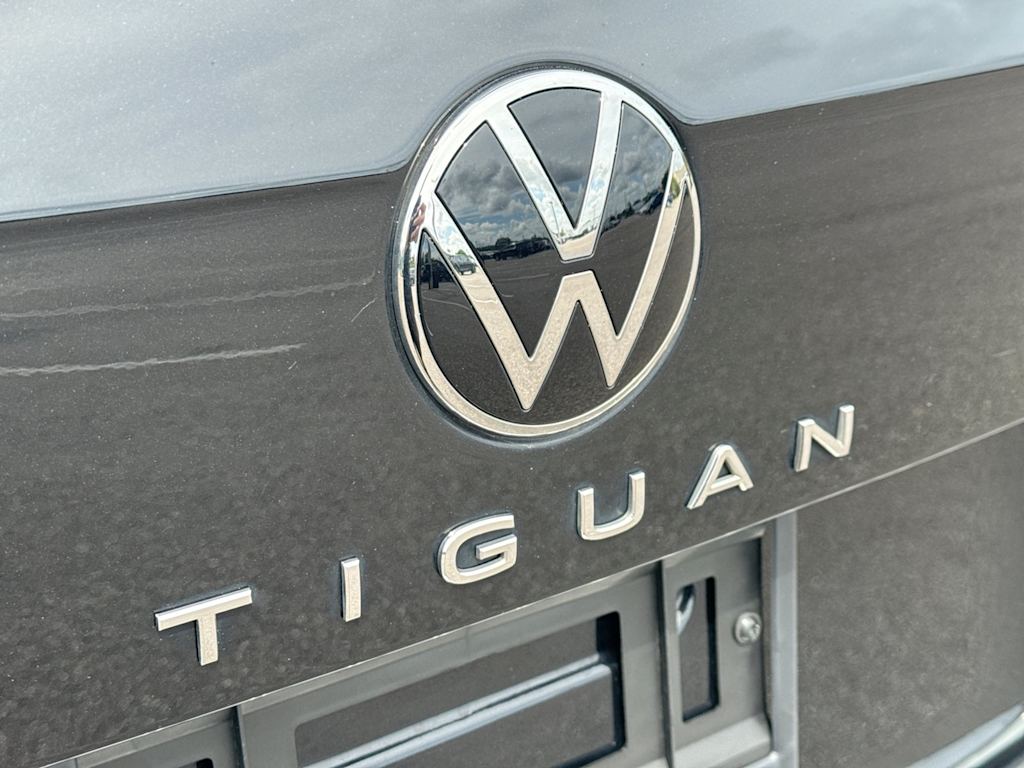 Thumbnail: 2024 Volkswagen Tiguan - 30