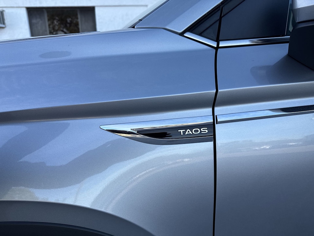 Thumbnail: 2022 Volkswagen Taos - 7