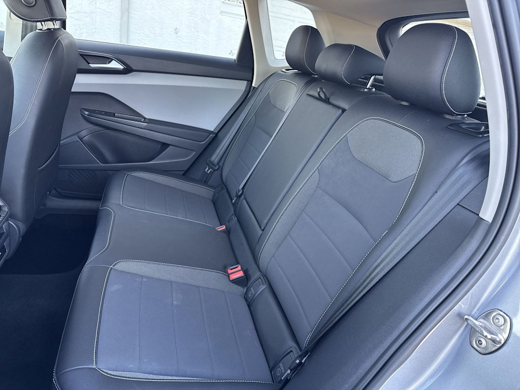 Thumbnail: 2022 Volkswagen Taos - 26