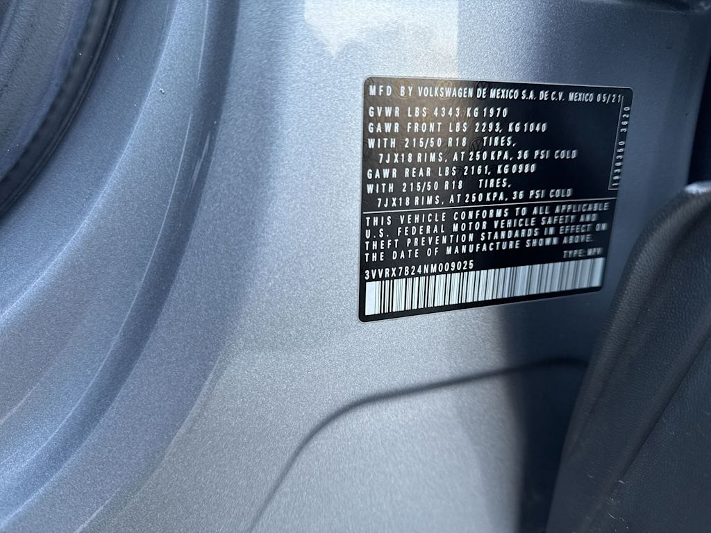 Thumbnail: 2022 Volkswagen Taos - 20