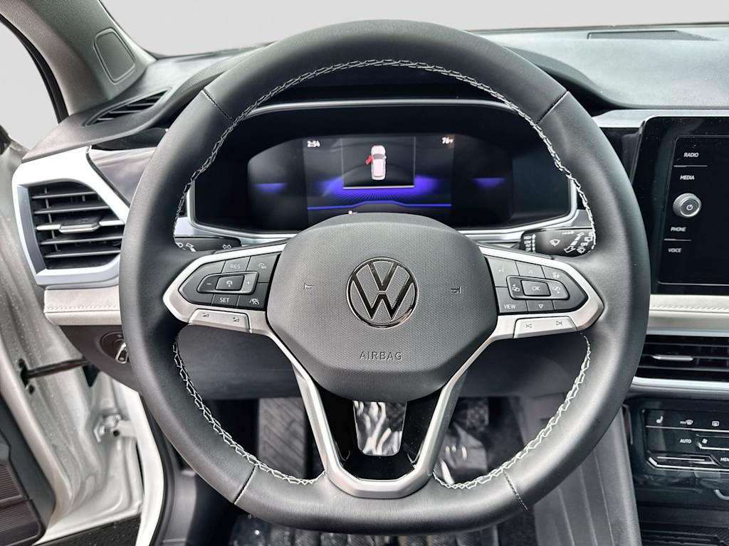 Thumbnail: 2026 Volkswagen Taos - 10