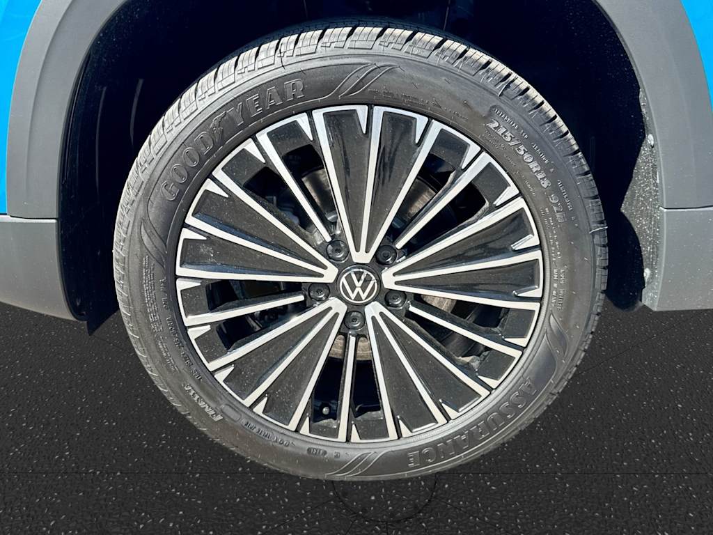 Thumbnail: 2026 Volkswagen Taos - 8