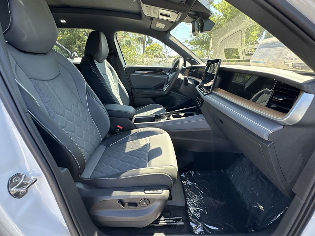 Thumbnail: 2026 Volkswagen Tiguan - 12