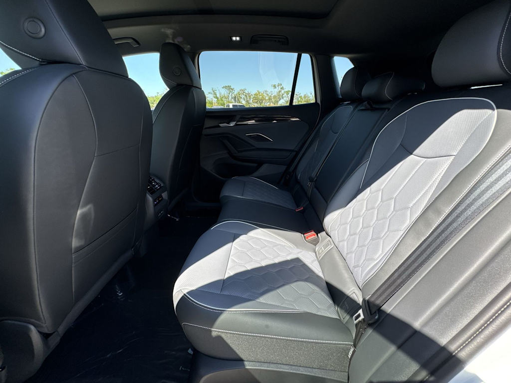 Thumbnail: 2026 Volkswagen Tiguan - 25