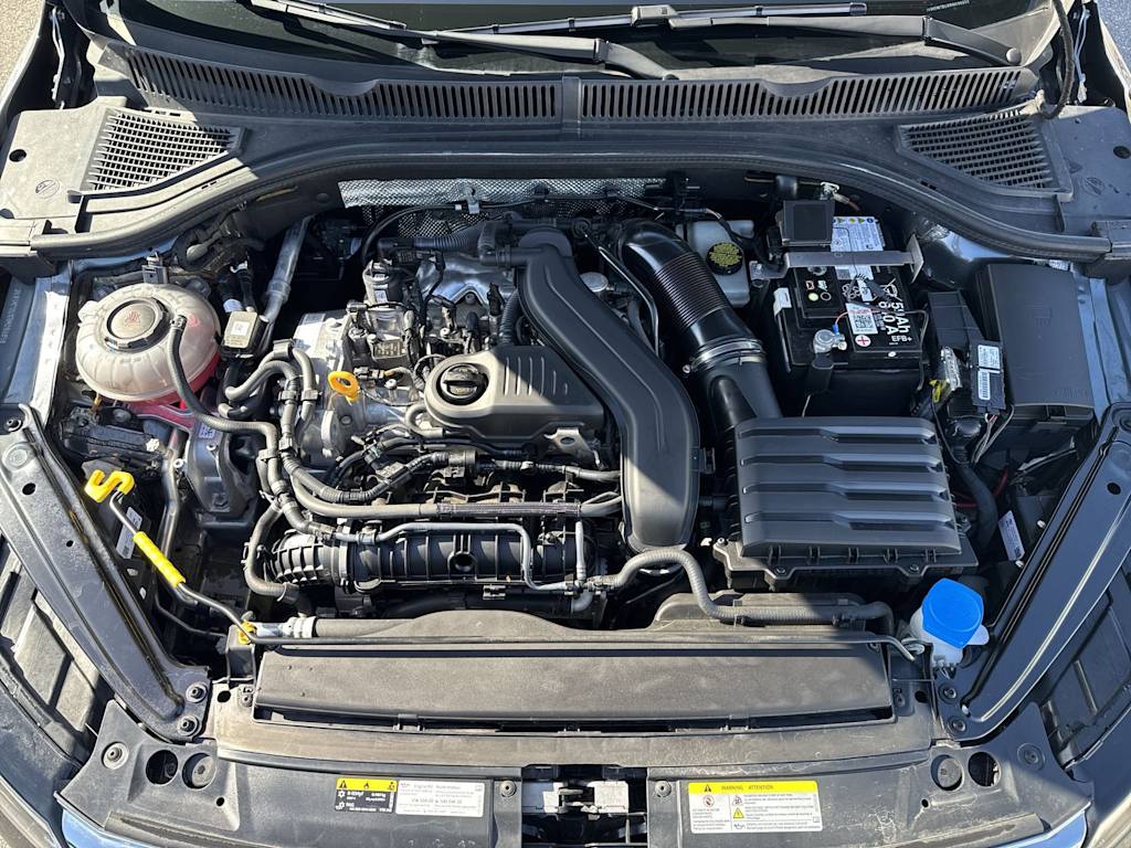 Thumbnail: 2024 Volkswagen Jetta - 9