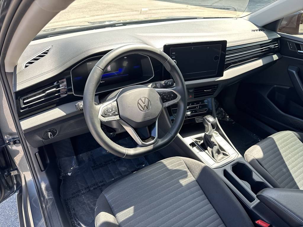 Thumbnail: 2026 Volkswagen Jetta - 2