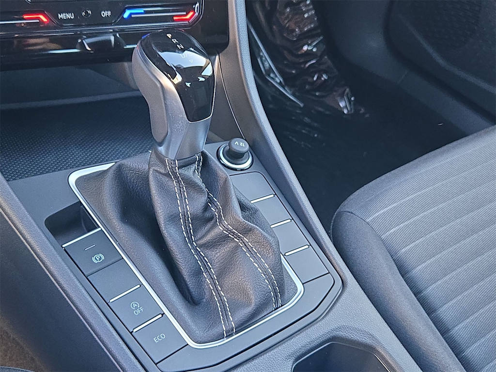 Thumbnail: 2026 Volkswagen Jetta - 16