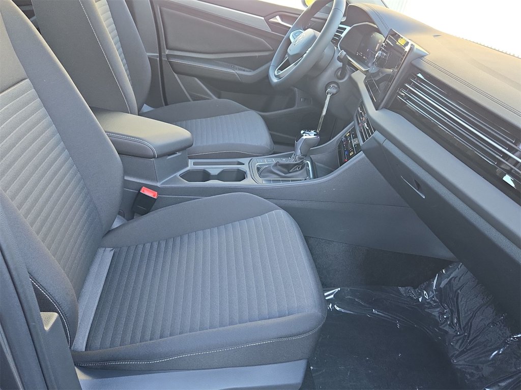 Thumbnail: 2026 Volkswagen Jetta - 12