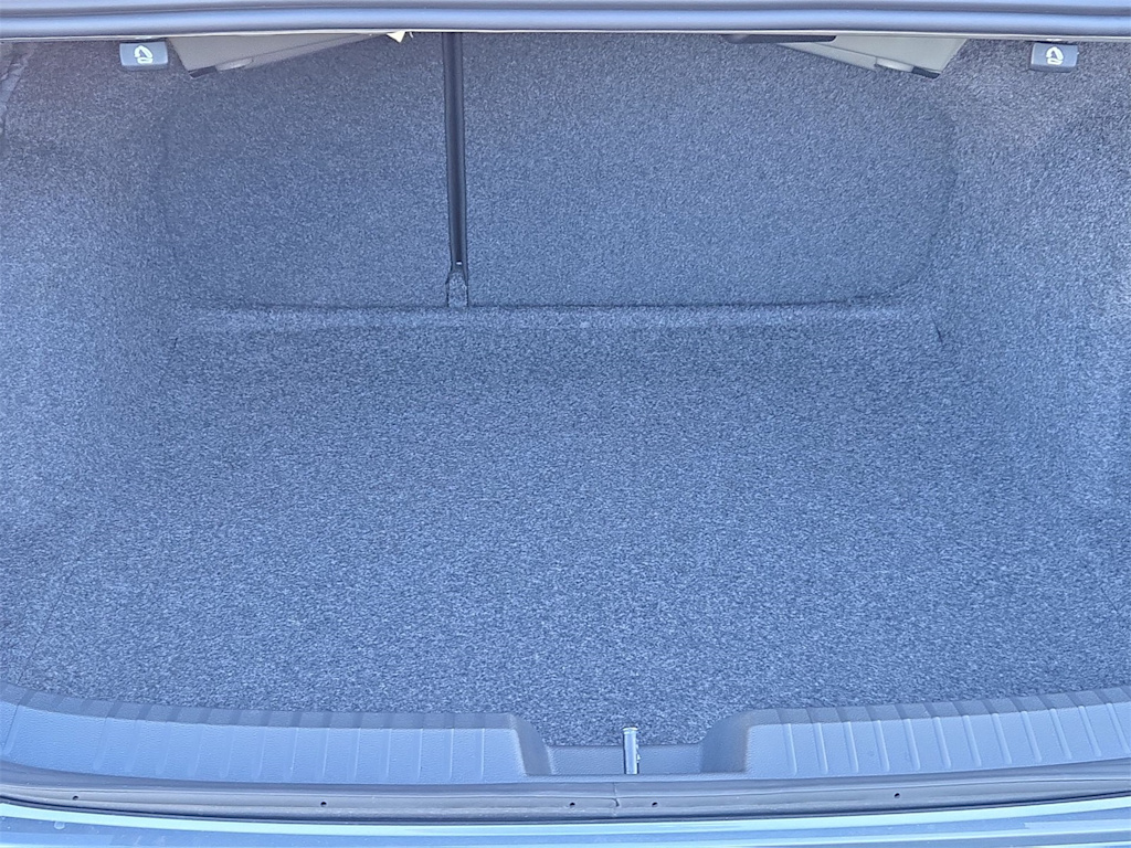 Thumbnail: 2026 Volkswagen Jetta - 18