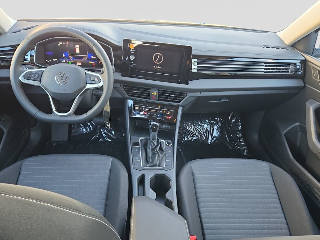 Thumbnail: 2026 Volkswagen Jetta - 10