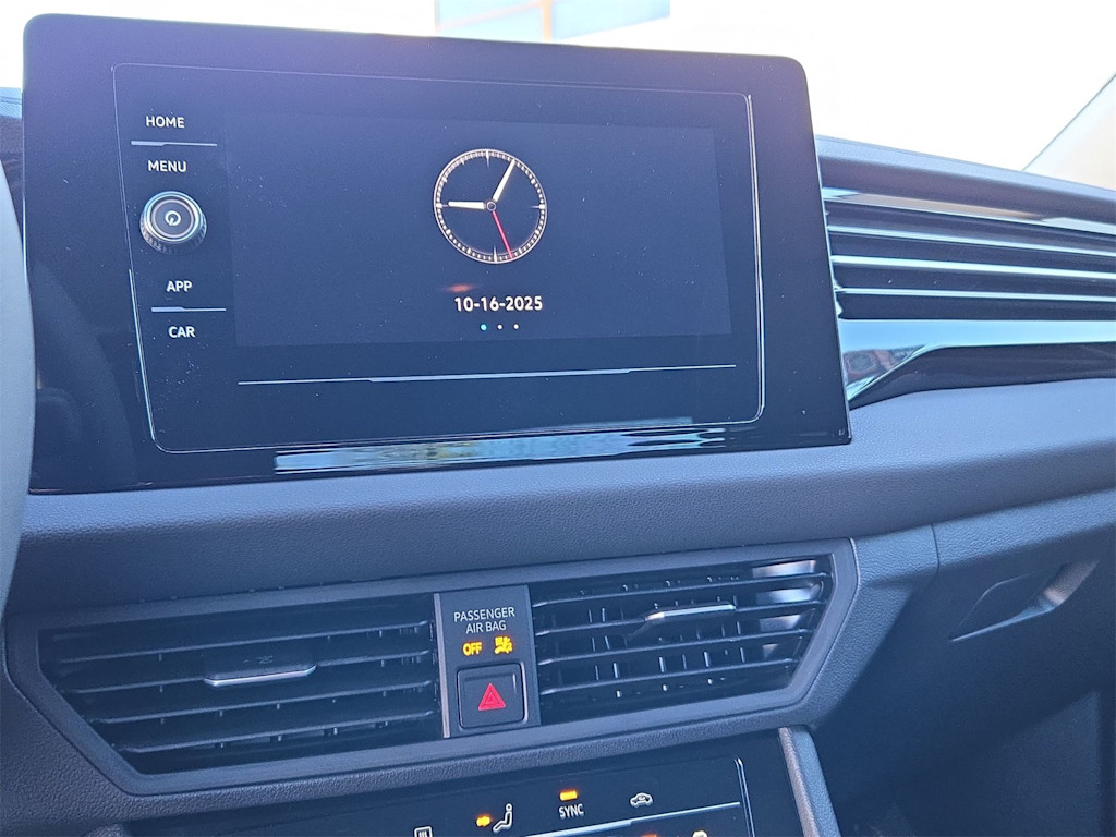 Thumbnail: 2026 Volkswagen Jetta - 14