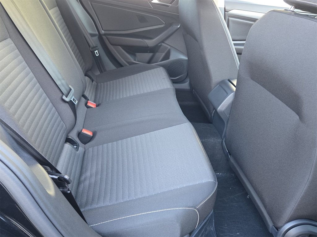 Thumbnail: 2026 Volkswagen Jetta - 27