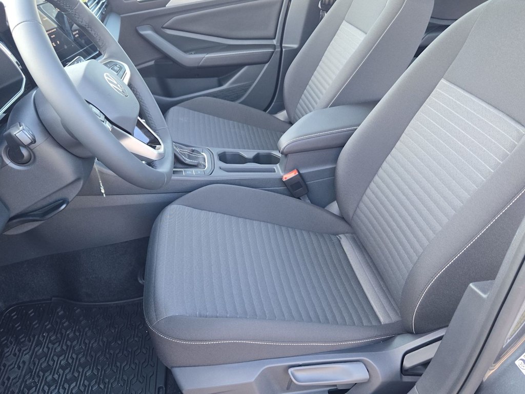 Thumbnail: 2026 Volkswagen Jetta - 11