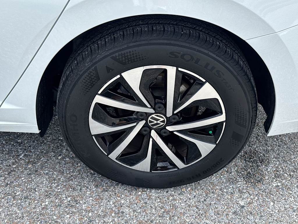Thumbnail: 2025 Volkswagen Jetta - 8
