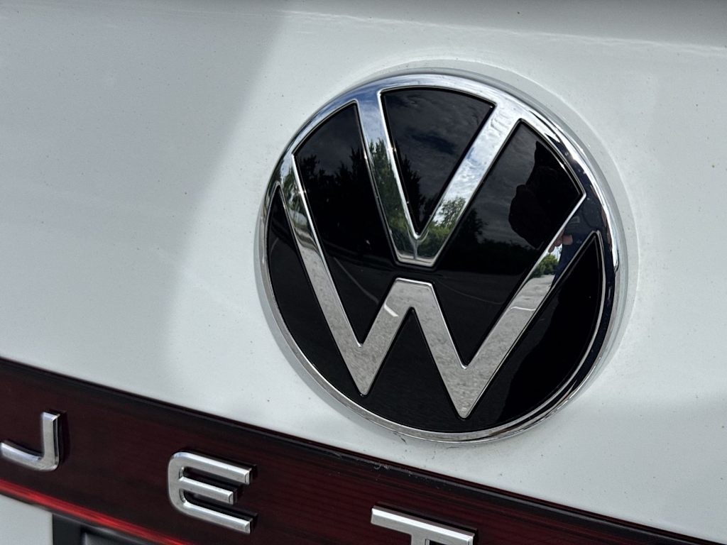 Thumbnail: 2025 Volkswagen Jetta - 26