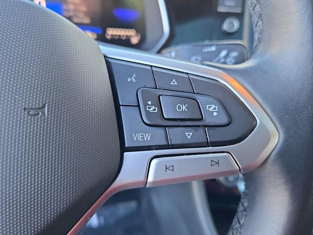 Thumbnail: 2023 Volkswagen Jetta - 32