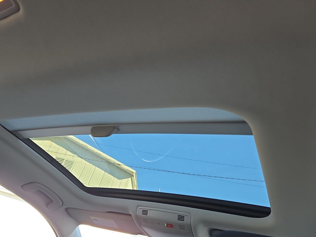 Thumbnail: 2023 Volkswagen Jetta - 30