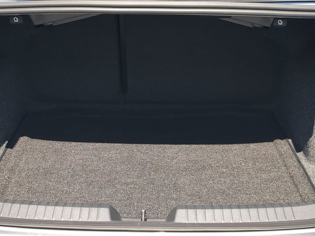 Thumbnail: 2026 Volkswagen Jetta - 36
