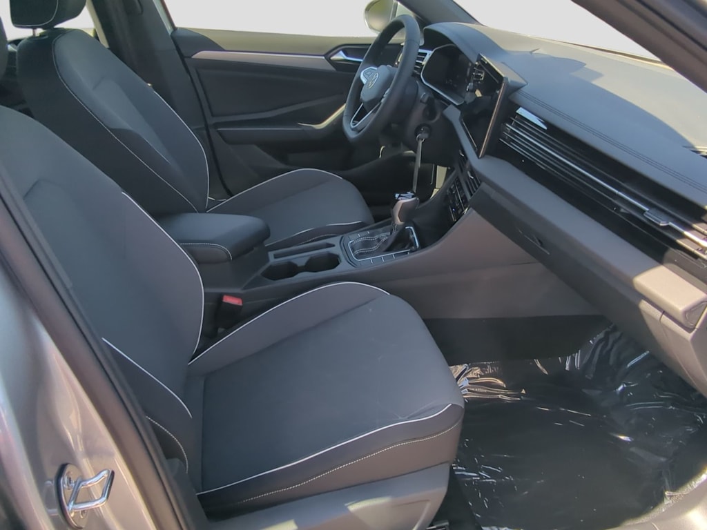 Thumbnail: 2026 Volkswagen Jetta - 28
