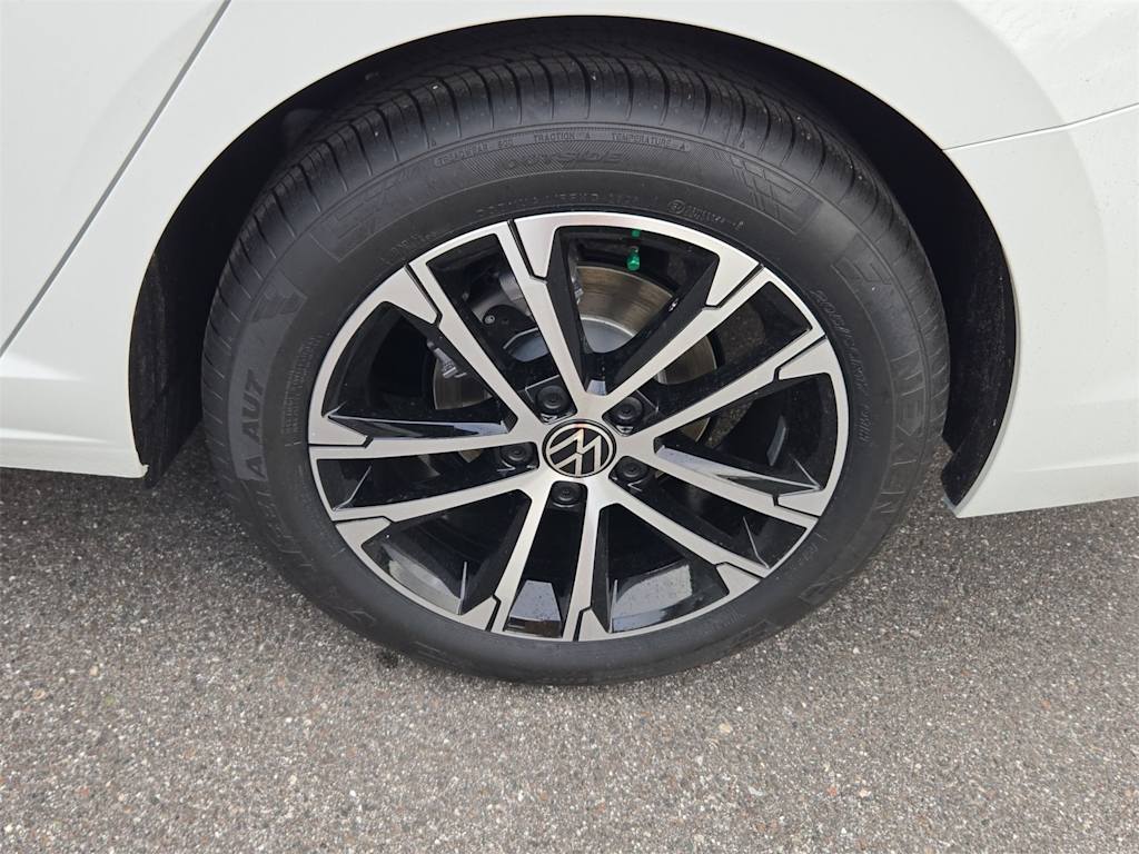 Thumbnail: 2026 Volkswagen Jetta - 8