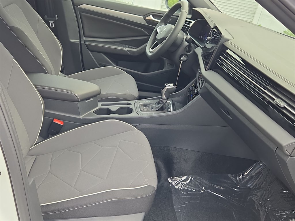 Thumbnail: 2026 Volkswagen Jetta - 12