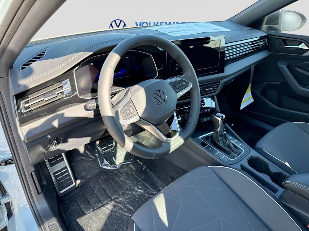 Thumbnail: 2026 Volkswagen Jetta - 2