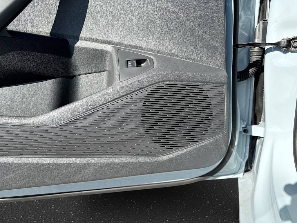 Thumbnail: 2026 Volkswagen Jetta - 33