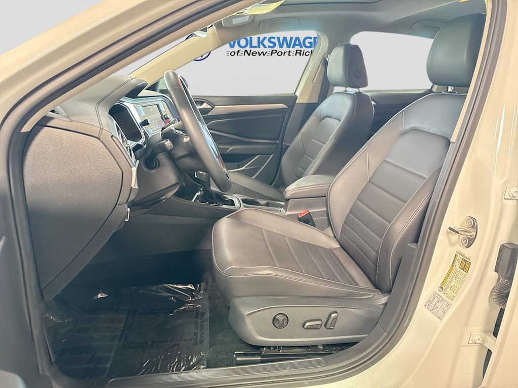 Thumbnail: 2021 Volkswagen Jetta - 11