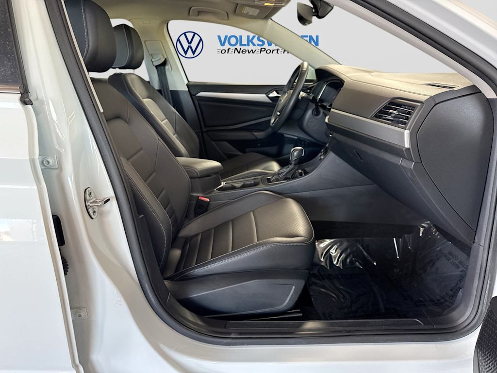 Thumbnail: 2021 Volkswagen Jetta - 33