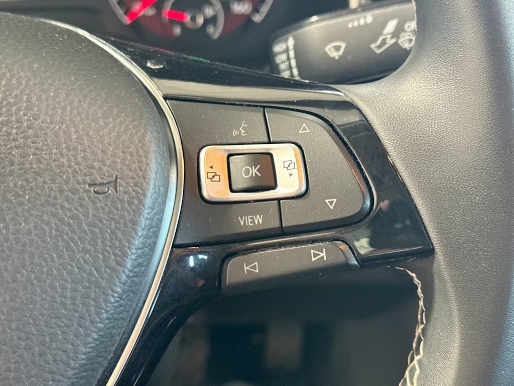 Thumbnail: 2021 Volkswagen Jetta - 35