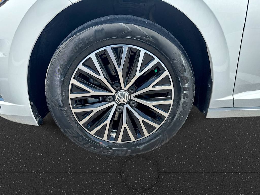 Thumbnail: 2021 Volkswagen Jetta - 8
