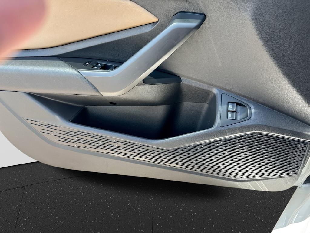 Thumbnail: 2021 Volkswagen Jetta - 40