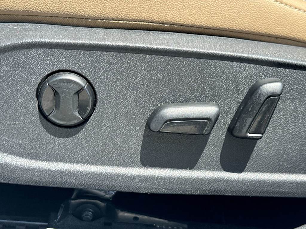 Thumbnail: 2021 Volkswagen Jetta - 31