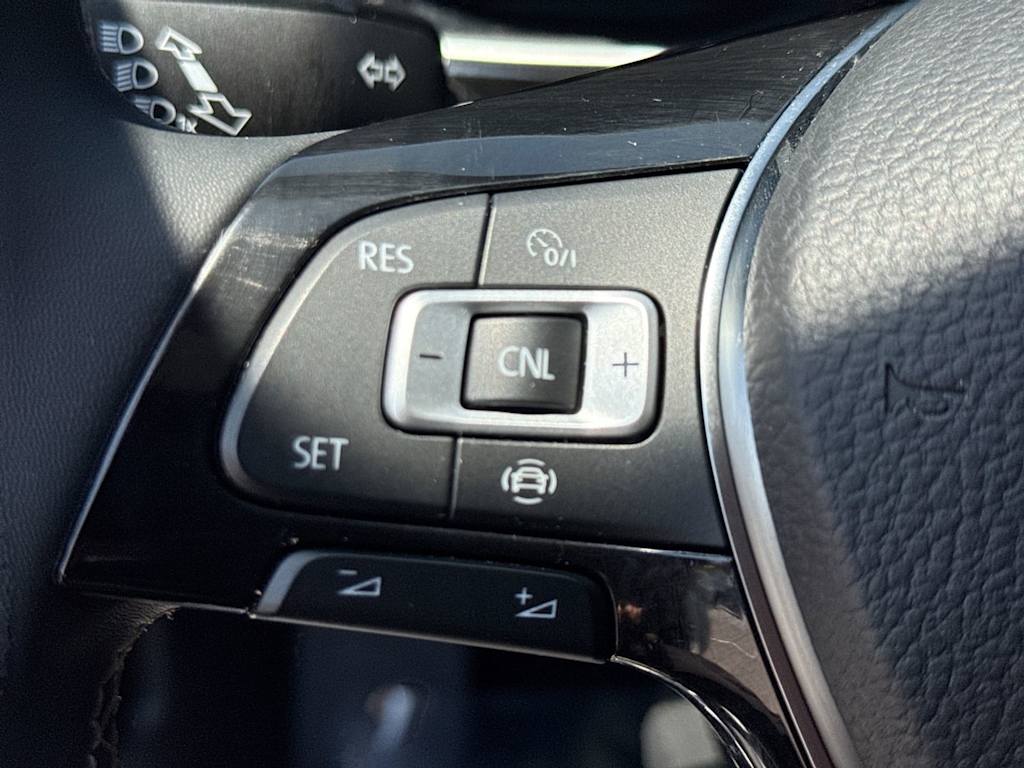Thumbnail: 2021 Volkswagen Jetta - 35