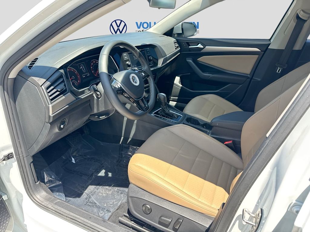 Thumbnail: 2021 Volkswagen Jetta - 10