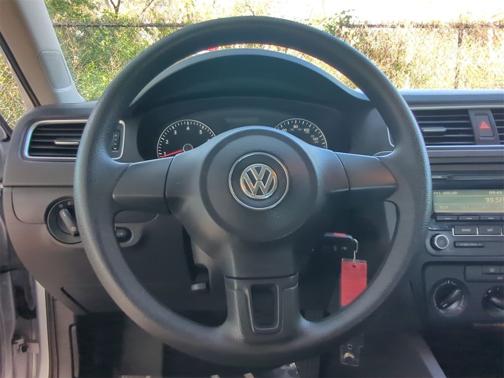 2014 Volkswagen Jetta SE 13