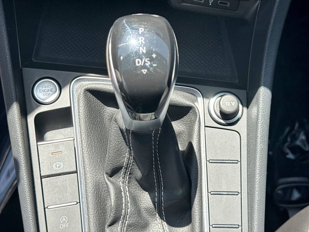 Thumbnail: 2022 Volkswagen Jetta - 42