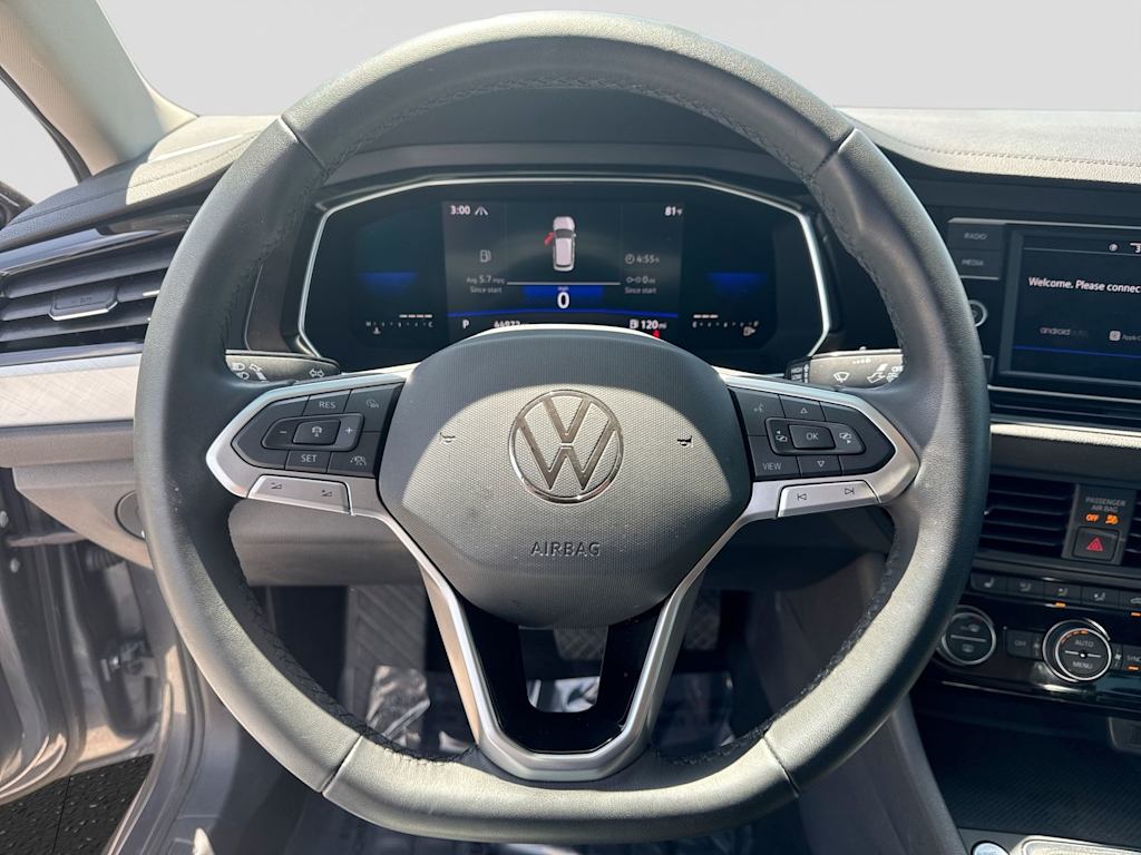 Thumbnail: 2022 Volkswagen Jetta - 9