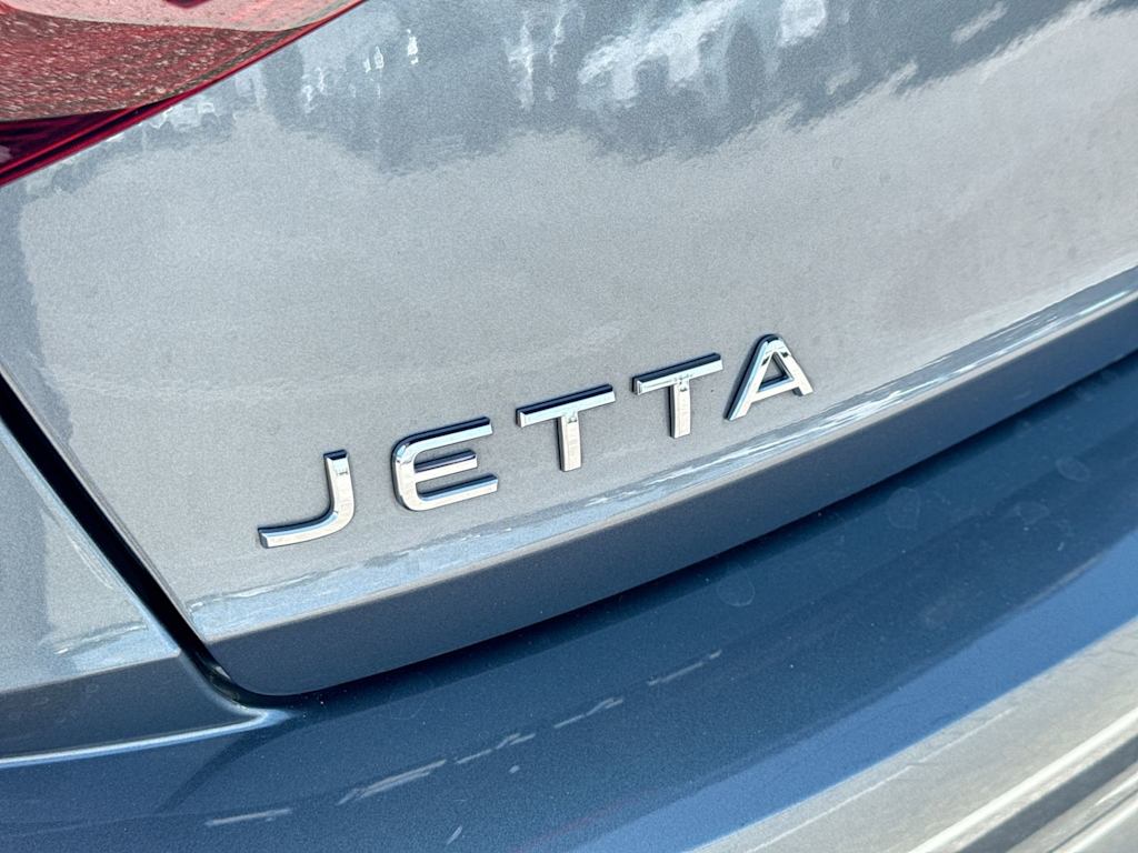 Thumbnail: 2022 Volkswagen Jetta - 30