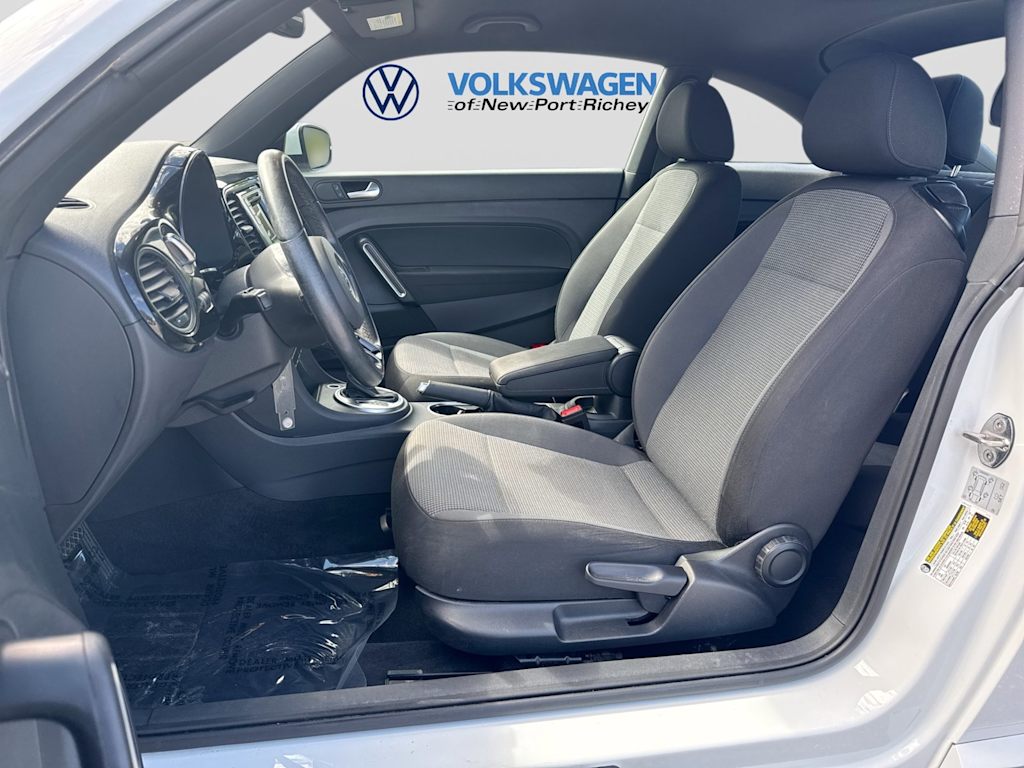 Thumbnail: 2019 Volkswagen Beetle - 11