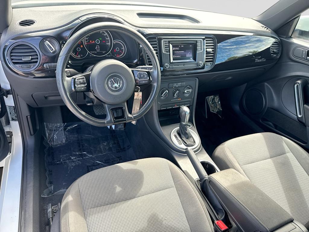 Thumbnail: 2019 Volkswagen Beetle - 2