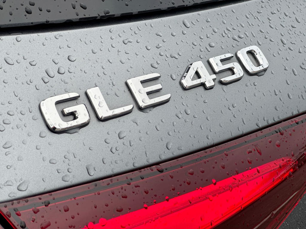 Thumbnail: 2025 Mercedes-Benz GLE - 30