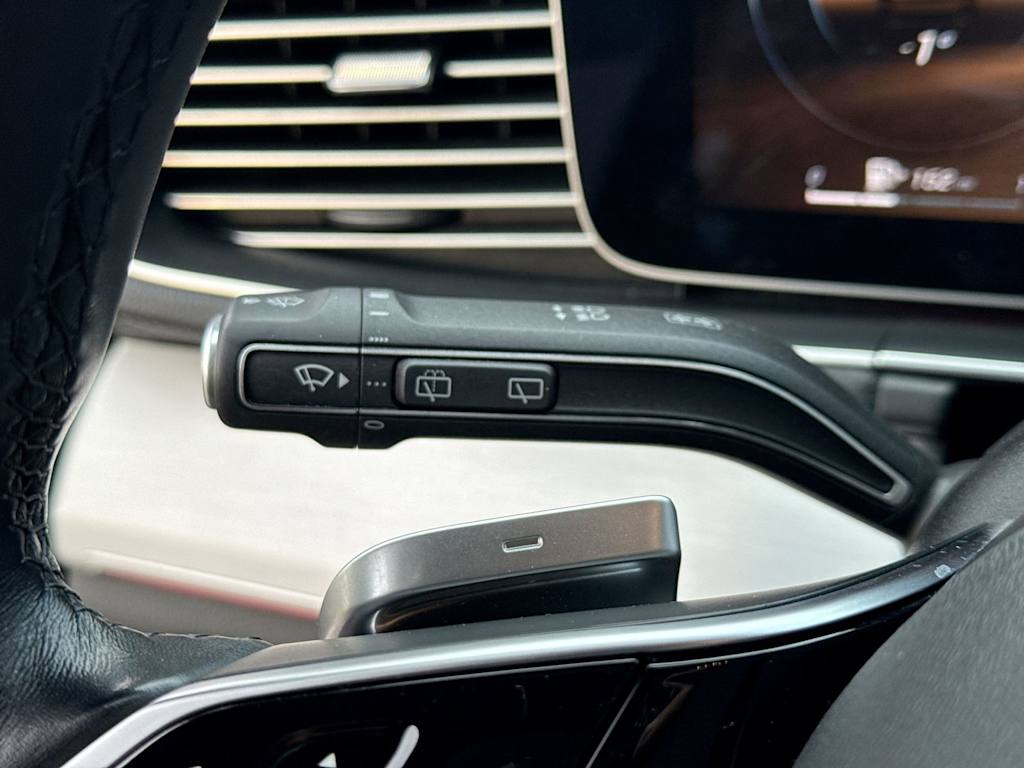 Thumbnail: 2025 Mercedes-Benz GLS - 37