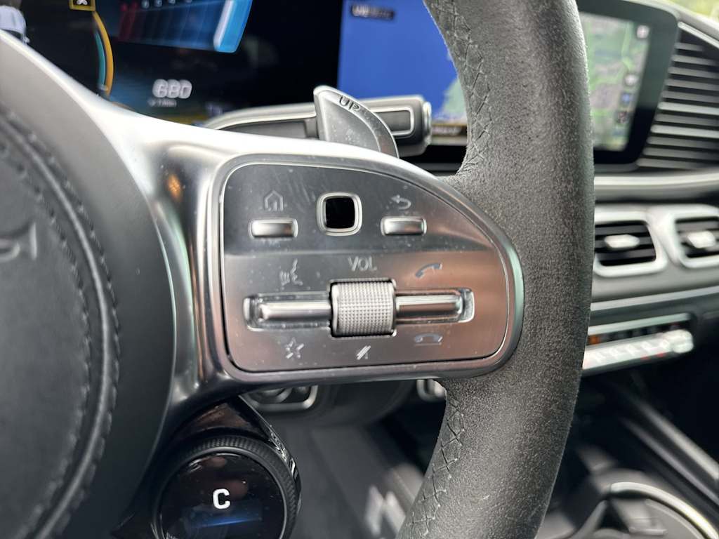 Thumbnail: 2021 Mercedes-Benz GLS - 28