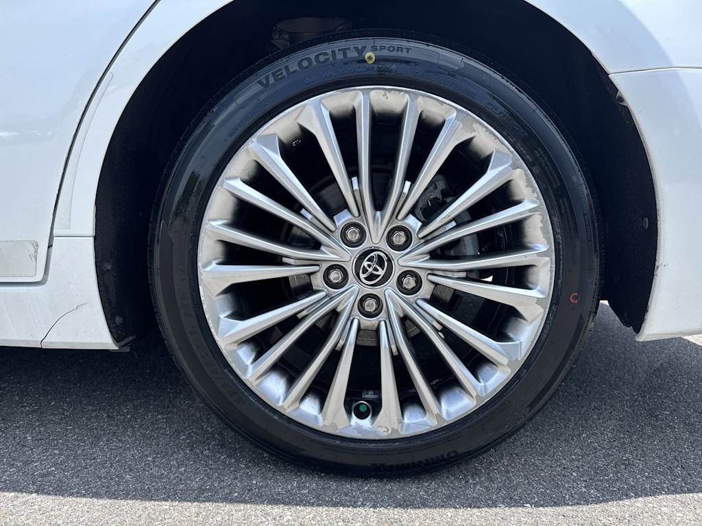 Thumbnail: 2020 Toyota Avalon - 7