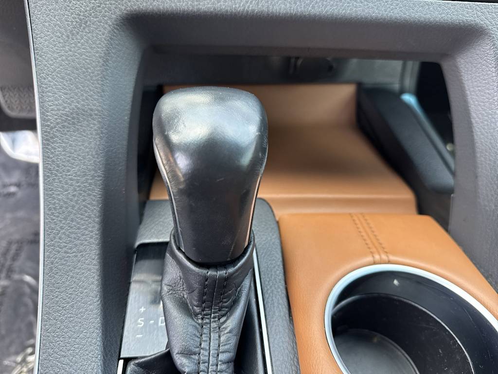 Thumbnail: 2020 Toyota Avalon - 42