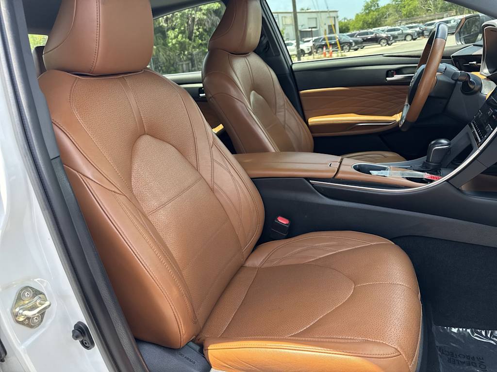 Thumbnail: 2020 Toyota Avalon - 33